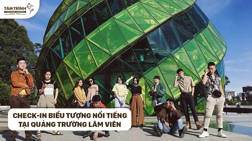 Tha hồ check-in với biểu tượng nổi tiếng tại Quảng Trường Lâm Viên