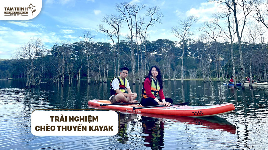 Kết hợp trải nghiệm chèo thuyền Kayak: