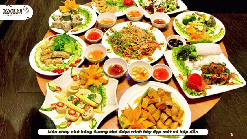 Món chay nhà hàng Sương Mai được trình bày đẹp mắt và hấp dẫn