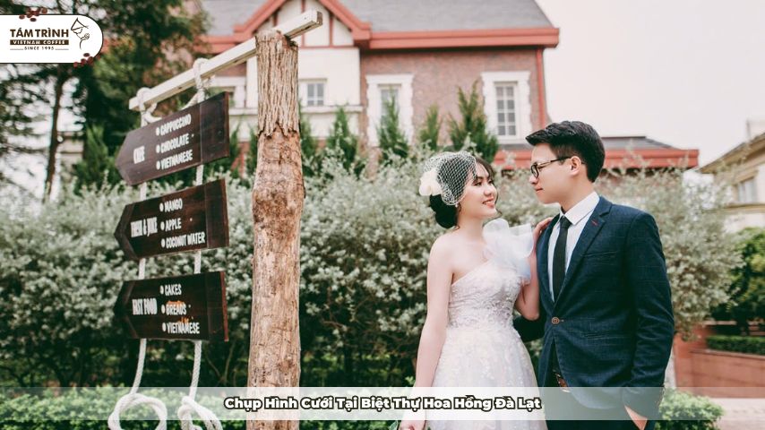 Ảnh cưới ngọt ngào tại Biệt Thự Hoa Hồng