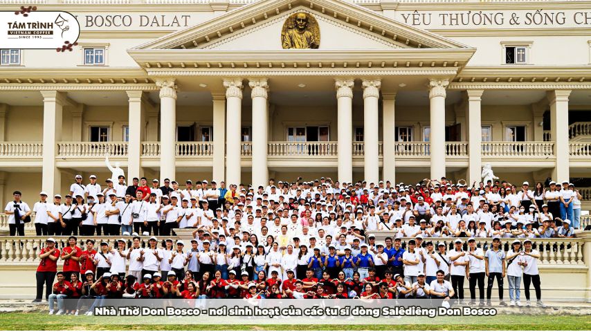 Nhà Thờ Don Bosco - nơi sinh hoạt của các tu sĩ dòng Salêdiêng Don Bosco