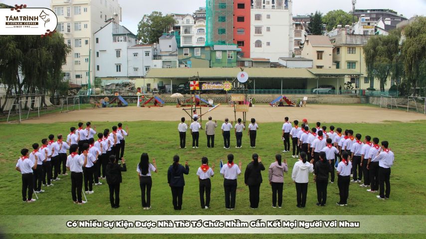 Có nhiều sự kiện được nhà thờ tổ chức nhằm gắn kết mọi người với nhau