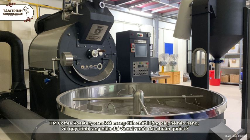 HM Coffee Roastery cam kết mang đến chất lượng cà phê hảo hạng, với quy trình rang hiện đại và máy móc đạt chuẩn quốc tế